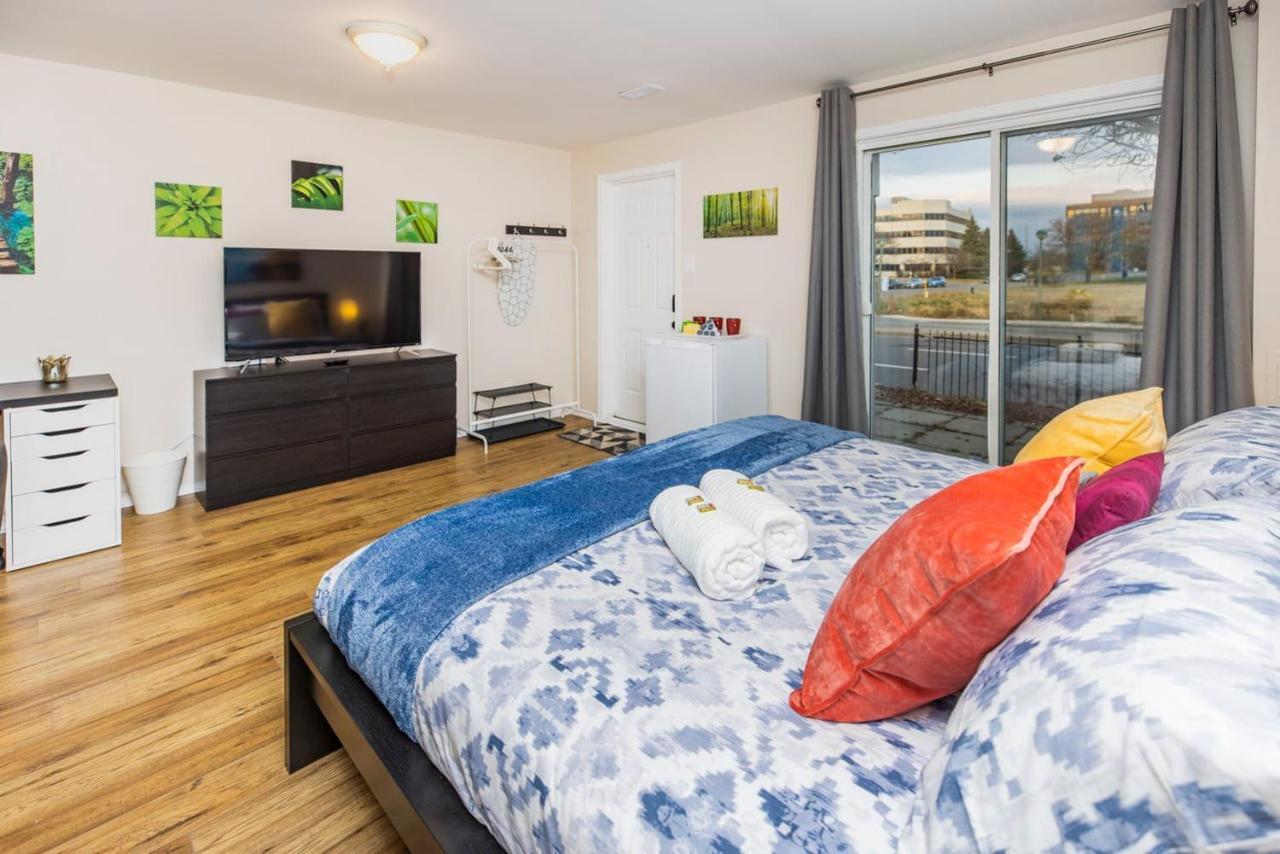 Modern Studio W King Bed - Central ออตตาวา ภายนอก รูปภาพ